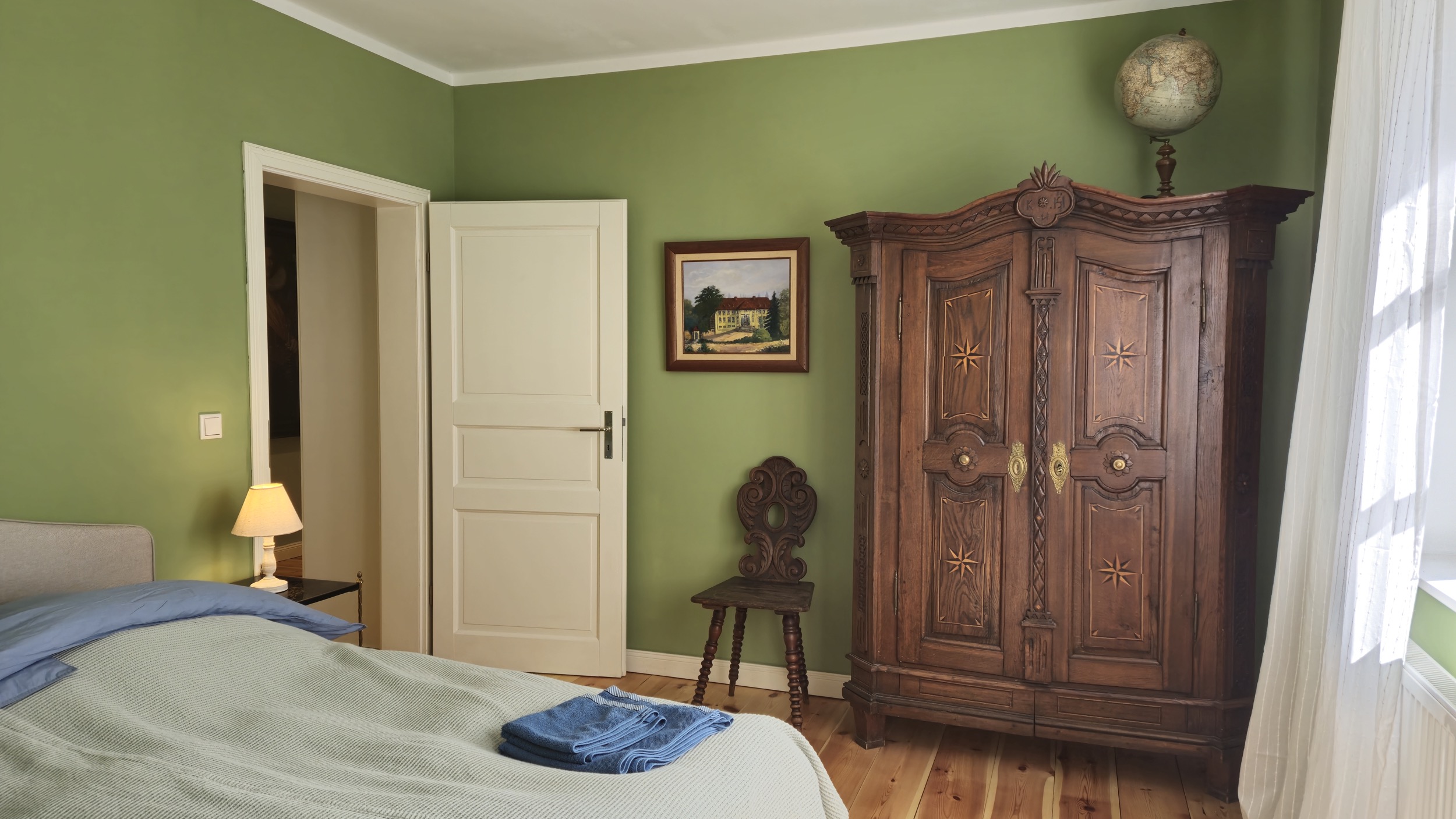 Gruenes Zimmer Doppelbett Villa Kehrsdorf Briesen 18